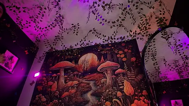 6Briela9  online show from March 21, 8:19 am