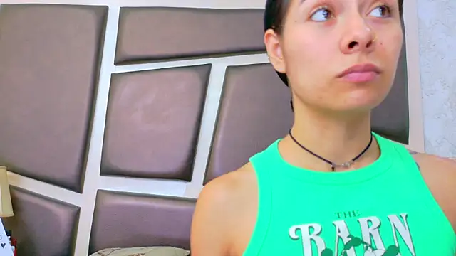 NicoleEsposito online show from May 29, 1:20 pm