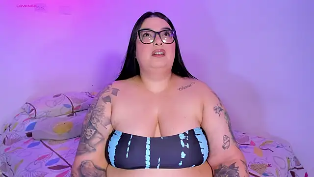 Apriilpeach  online show from February 14, 2:02 am