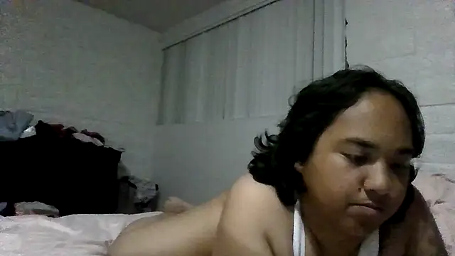 geminibabes01 online show from October 27, 2:07 am