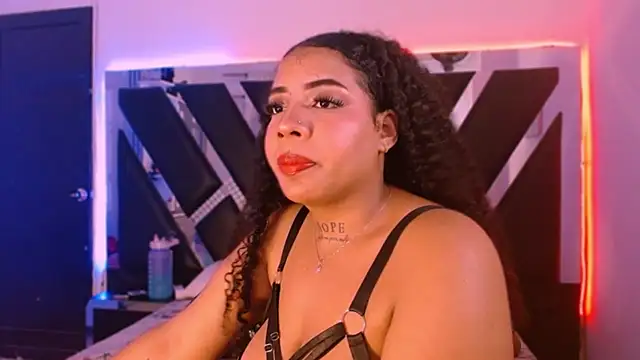 MelannyTylor online show from November 21, 5:31 am