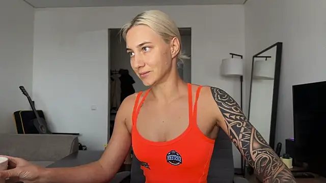 AnneBall online show from December 1, 11:03 am