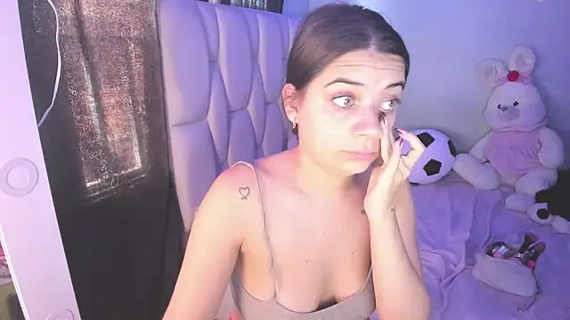 KittyKlum online show from October 2, 8:14 pm