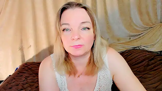 Regina  blue online show from February 7, 5:06 pm