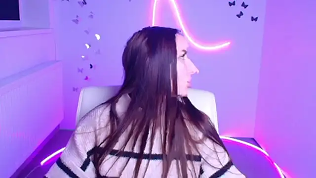 Eva Janee online show from December 17, 12:20 pm