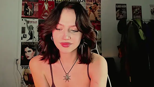 Niky  Jess online show from December 5, 6:35 am