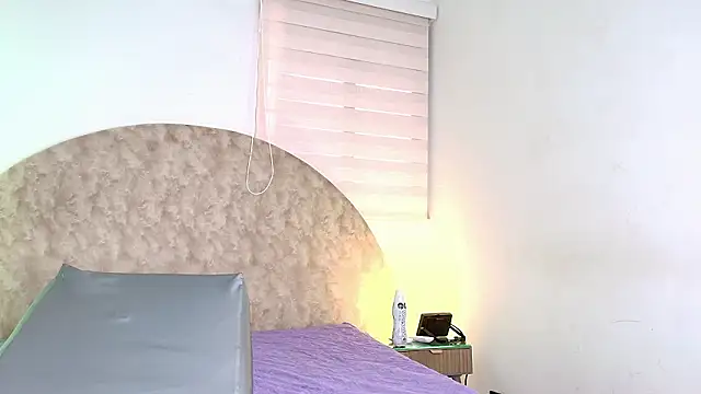 anisha x online show from February 4, 7:28 pm