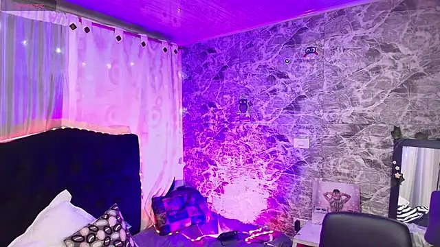 loren tits24 online show from March 3, 11:44 pm