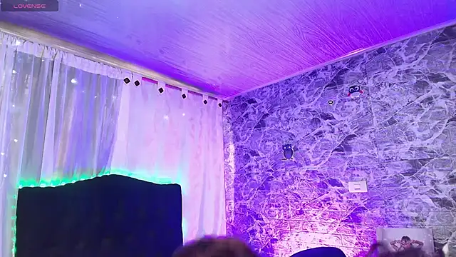 loren tits24 online show from February 9, 9:28 pm