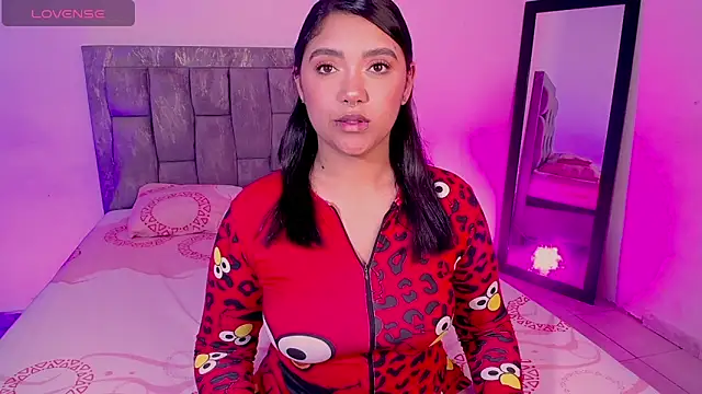 DIANEE 01 online show from February 14, 12:01 am