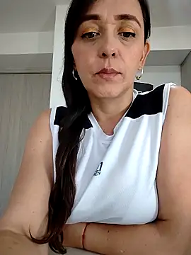 natalie cowens online show from January 6, 8:56 pm