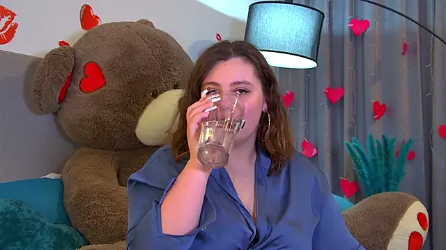 MaryMurray online show from February 25, 6:34 am