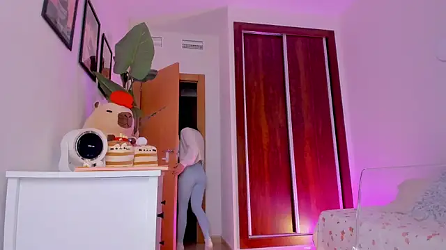 Adriennesexxx online show from November 8, 8:14 pm