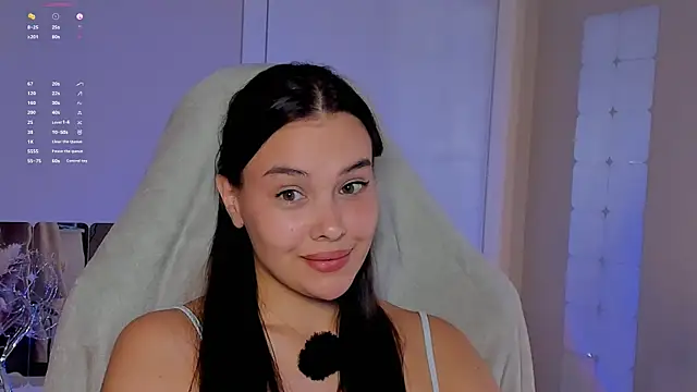 Snapshot of _Sweetie_ chatting on October 11, 5:04 pm  Sweetie  online show from October 11, 5:04 pm
