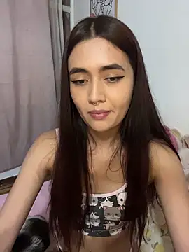 HallieLemon1 online show from April 4, 12:09 am