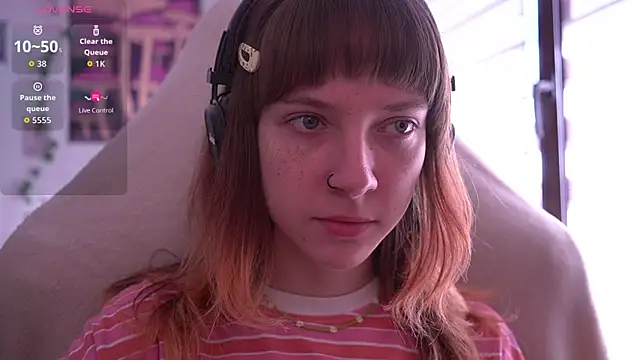 juliapie online show from September 25, 7:51 am