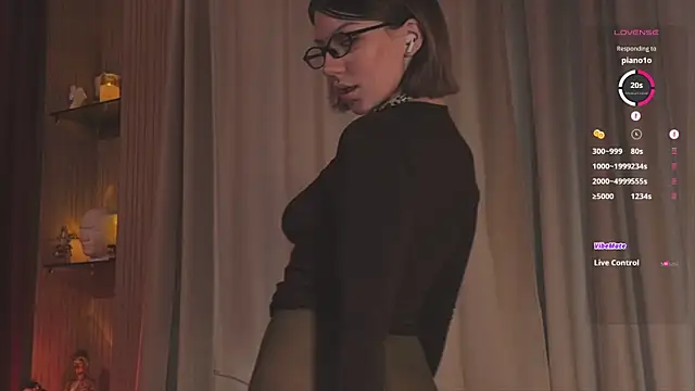 your gf is here online show from July 2, 5:13 am