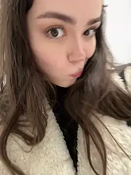 pantyless online show from February 3, 12:32 am