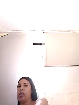 Bonny Klote online show from February 3, 1:16 pm