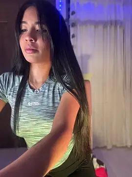lina pink online show from July 7, 3:42 am
