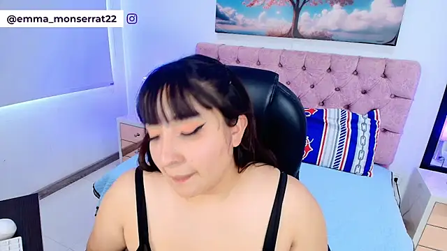 Emma monserrat online show from February 4, 8:01 pm