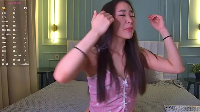 RizeShiro online show from April 1, 5:30 am