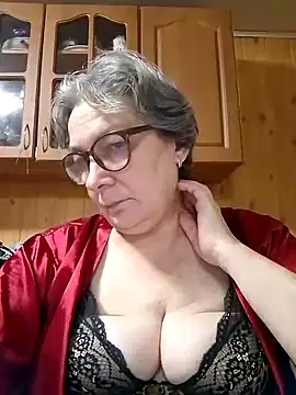 Snapshot of IrinaSweet54 chatting on October 20, 4:21 pm IrinaSweet54 online show from October 20, 4:21 pm