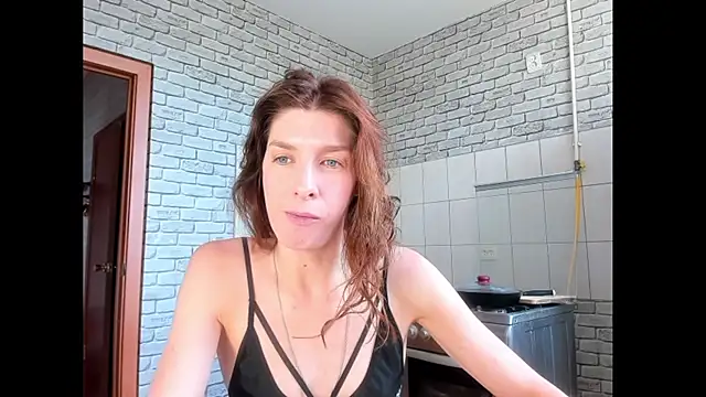 YourSuperModel online show from May 27, 5:04 am