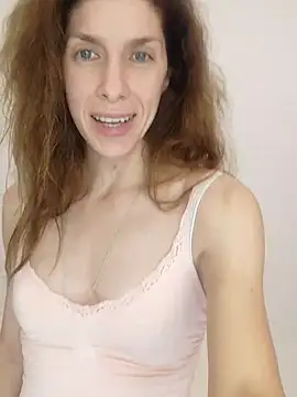 Snapshot of YourSuperModel chatting on September 19, 2:05 pm YourSuperModel online show from September 19, 2:05 pm