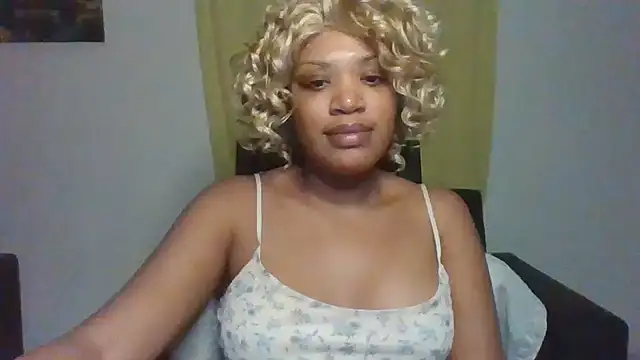 thekelliecapri online show from July 14, 3:11 am