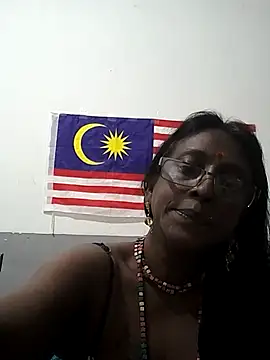 mamakarma1403 online show from October 13, 4:53 pm