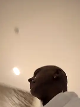 mamakarma1403 online show from April 27, 4:04 pm