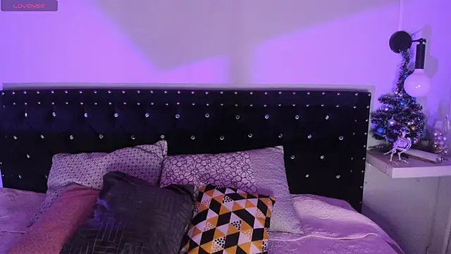 Ghosty Doll online show from January 5, 8:12 pm