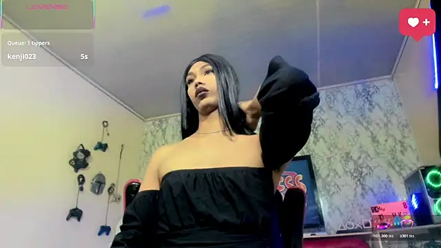 nicol gill  online show from April 7, 11:23 am