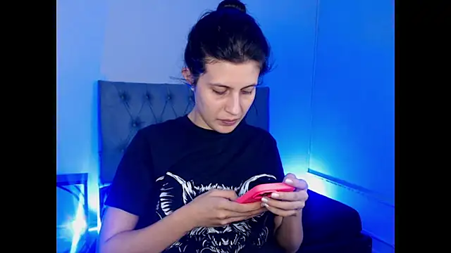 bellatrix25 online show from March 24, 4:45 pm