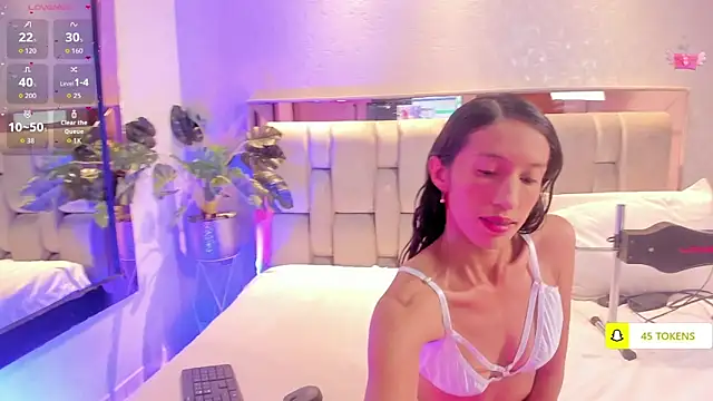 RoseTaylor   online show from October 26, 5:14 am