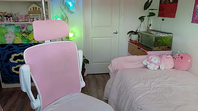 Daisy Dollxo online show from June 23, 11:36 pm