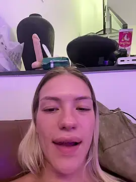 -Sexy Barbie- online show from April 10, 9:04 am