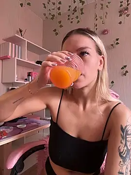 -Sexy Barbie- online show from November 6, 5:24 am