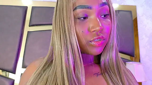 AlejandraLeroy online show from October 16, 6:16 am