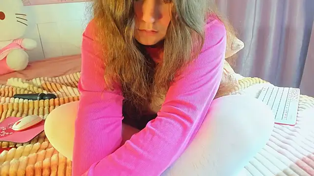 kuraii1  online show from November 25, 2:03 am