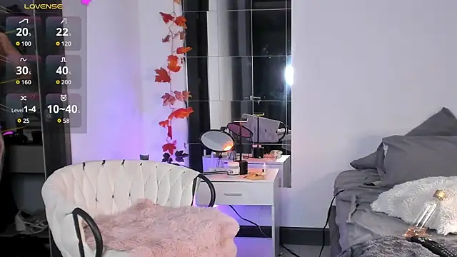 sammanthalove online show from November 8, 1:10 am