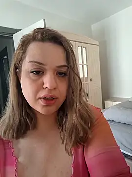 cansuozell online show from November 8, 7:57 am