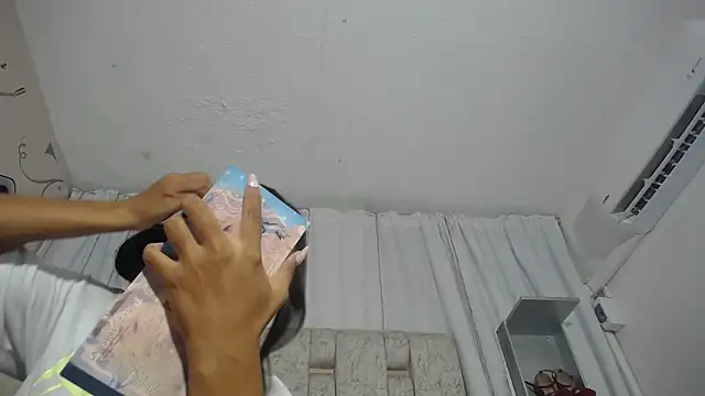 KOURTNEY-- online show from September 28, 2:51 am