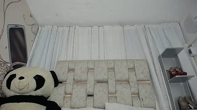 KOURTNEY-- online show from September 14, 2:42 am