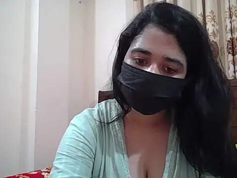 A-pusparani online show from June 10, 9:02 pm