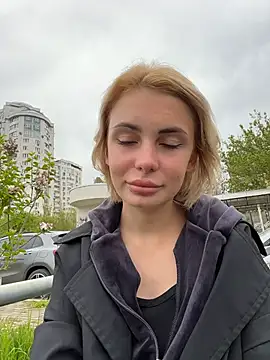 SandraCarter online show from April 18, 8:17 am