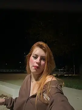 Isa smeraldy online show from September 18, 10:52 pm