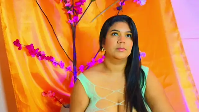 Snapshot of almendraevans chatting on September 27, 1:07 pm almendraevans online show from September 27, 1:07 pm