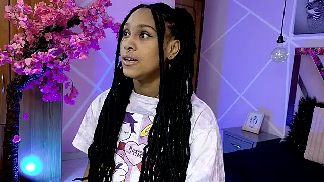 Elith noa online show from November 28, 7:39 pm